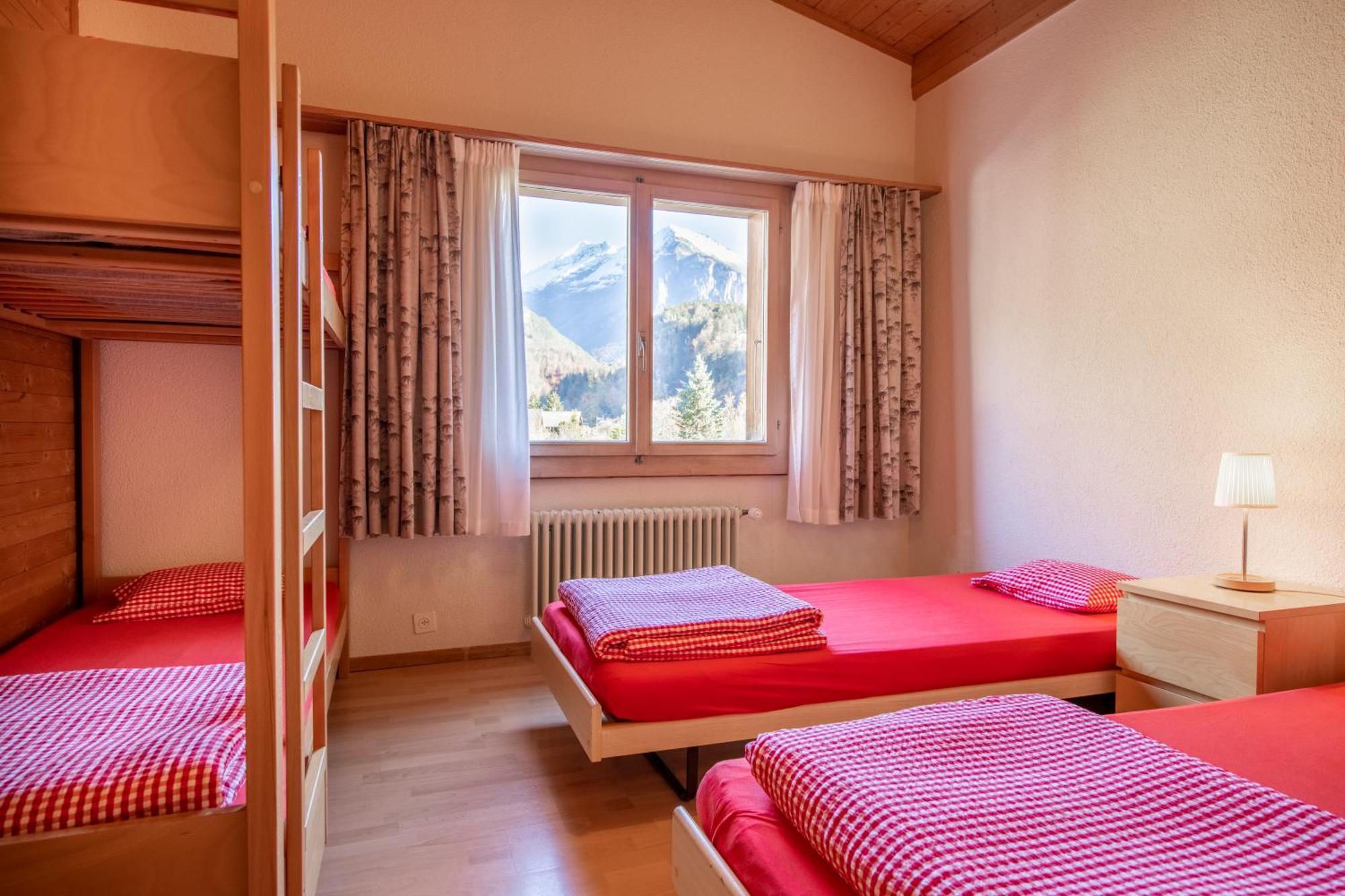 Simons Herberge Meiringen Ngoại thất bức ảnh