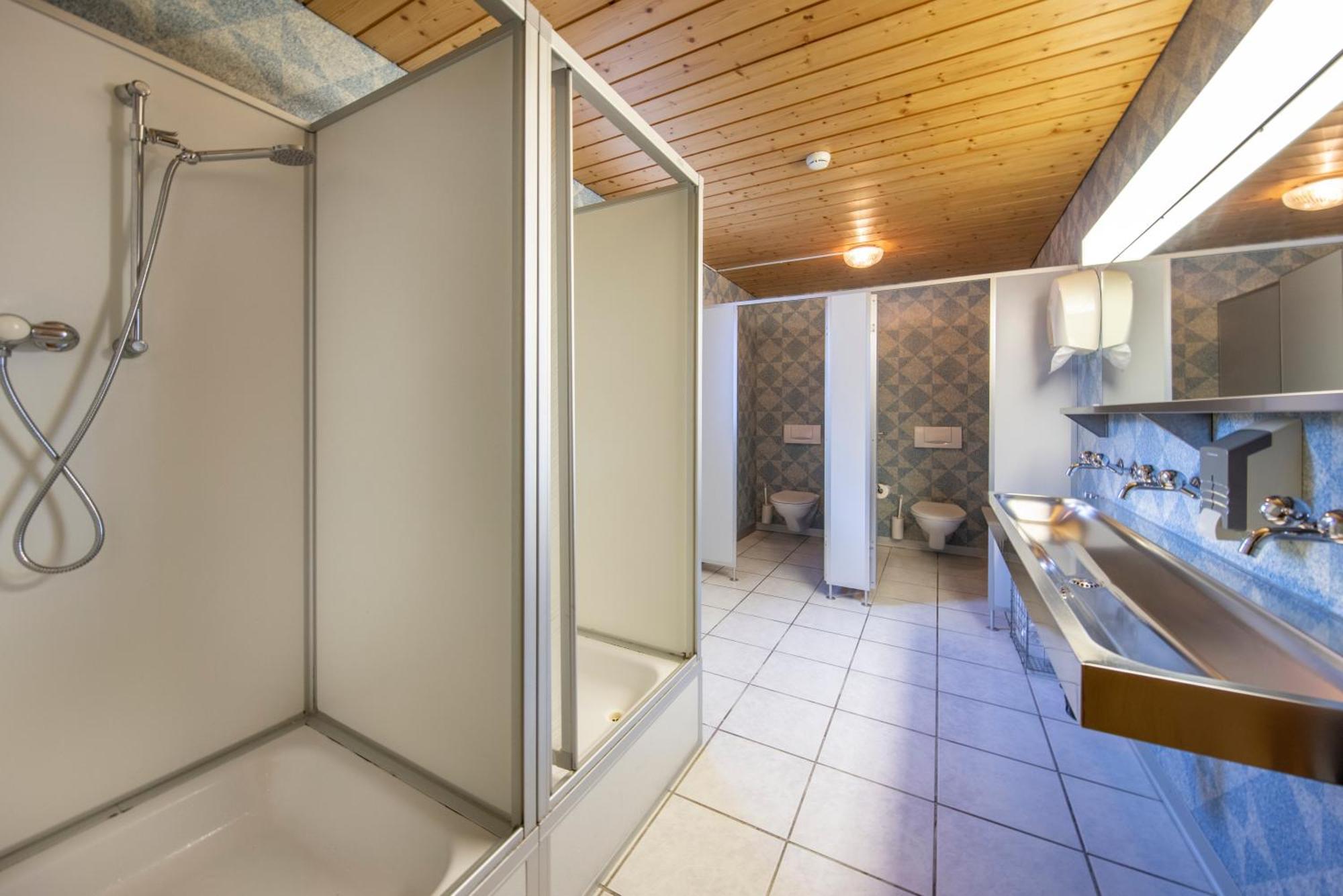 Simons Herberge Meiringen Ngoại thất bức ảnh